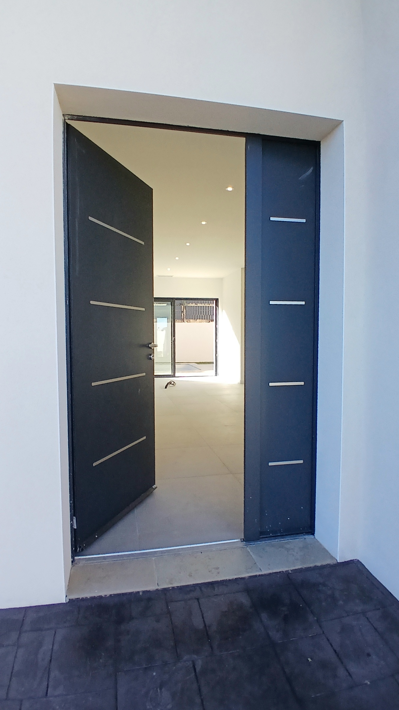 3-bedroom Detached House In Cessenon Sur Orb, France (123 M²)