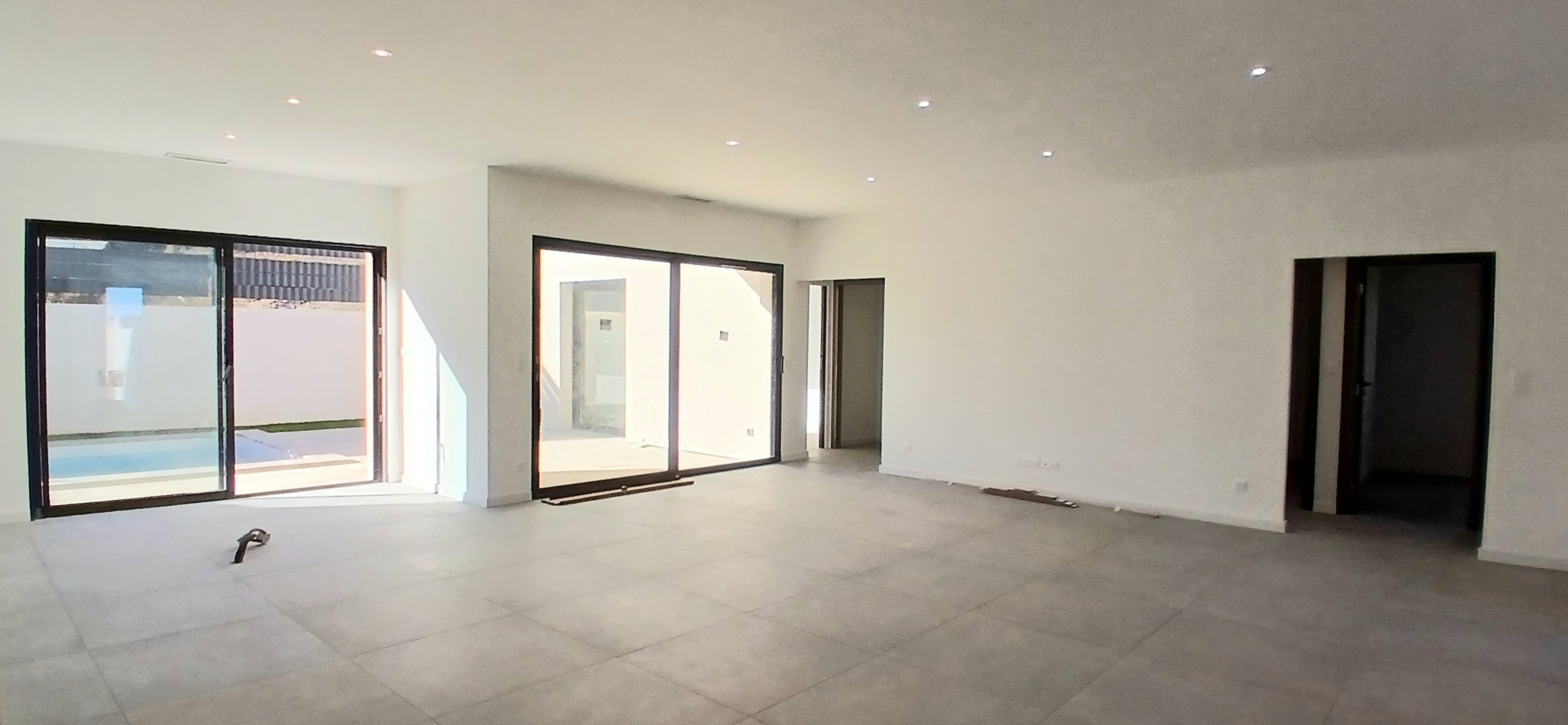 3-bedroom Detached House In Cessenon Sur Orb, France (123 M²)