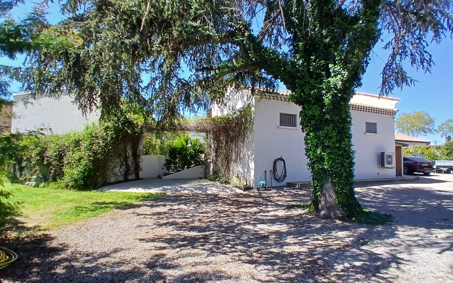 5-bedroom Detached House In Beziers, France (200 M²)