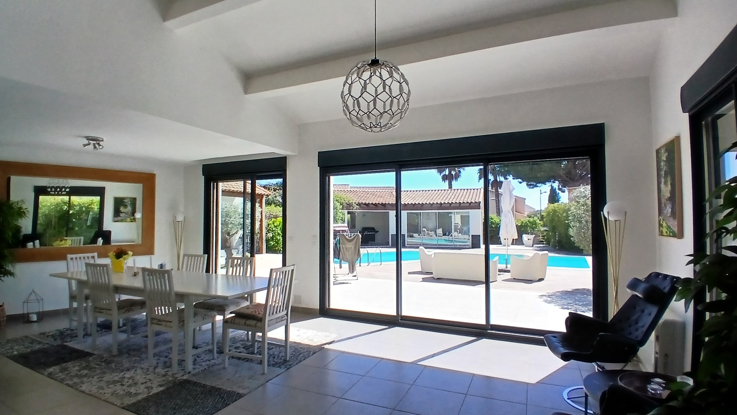 5-bedroom Detached House In Beziers, France (200 M²)