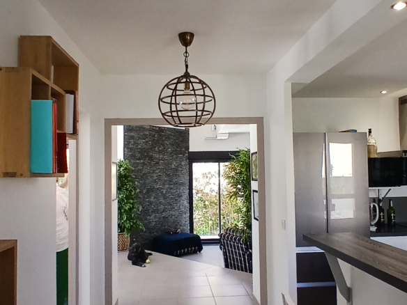 5-bedroom Detached House In Beziers, France (200 M²)