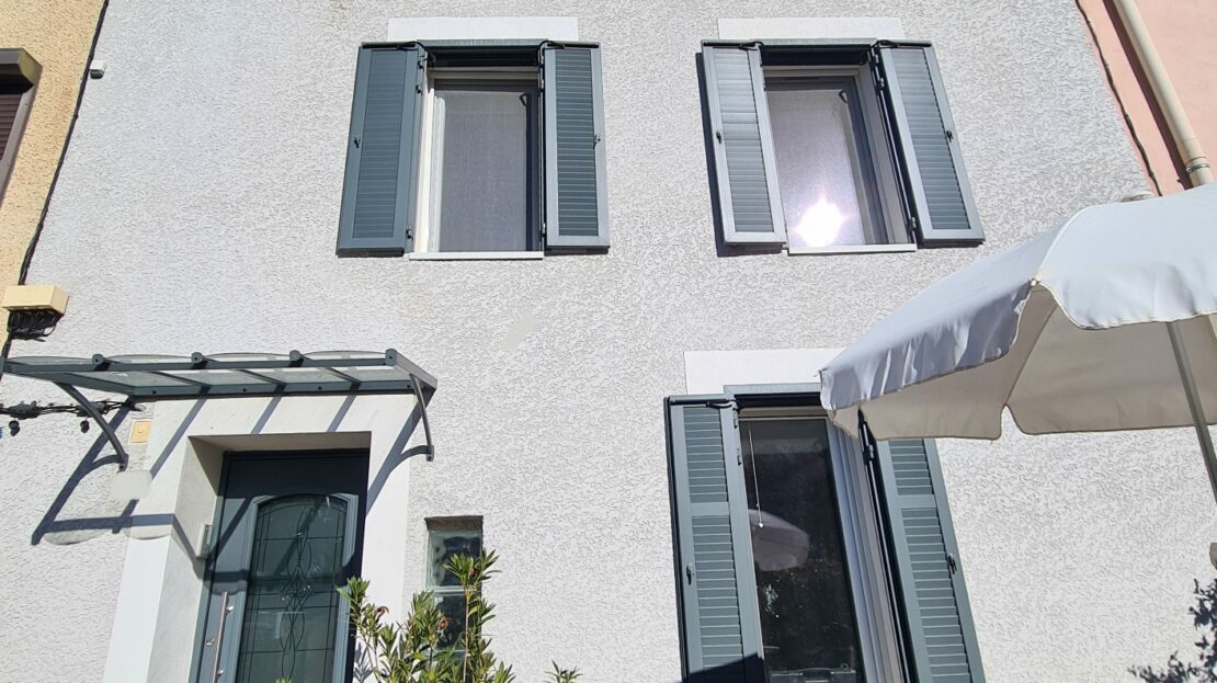 3-bedroom House In Roquebrun, France (100 M²)