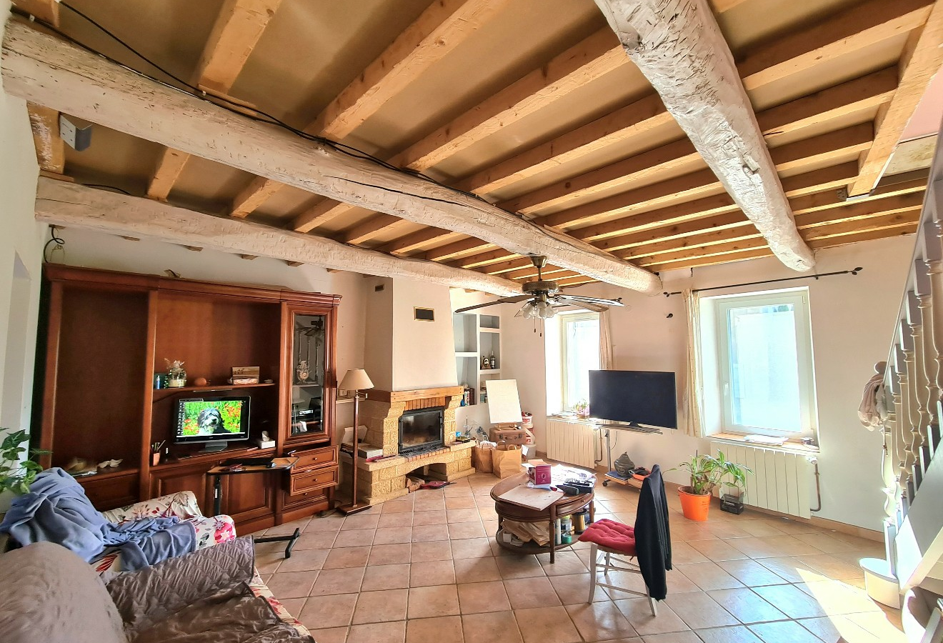 3-bedroom House In Roquebrun, France (100 M²)