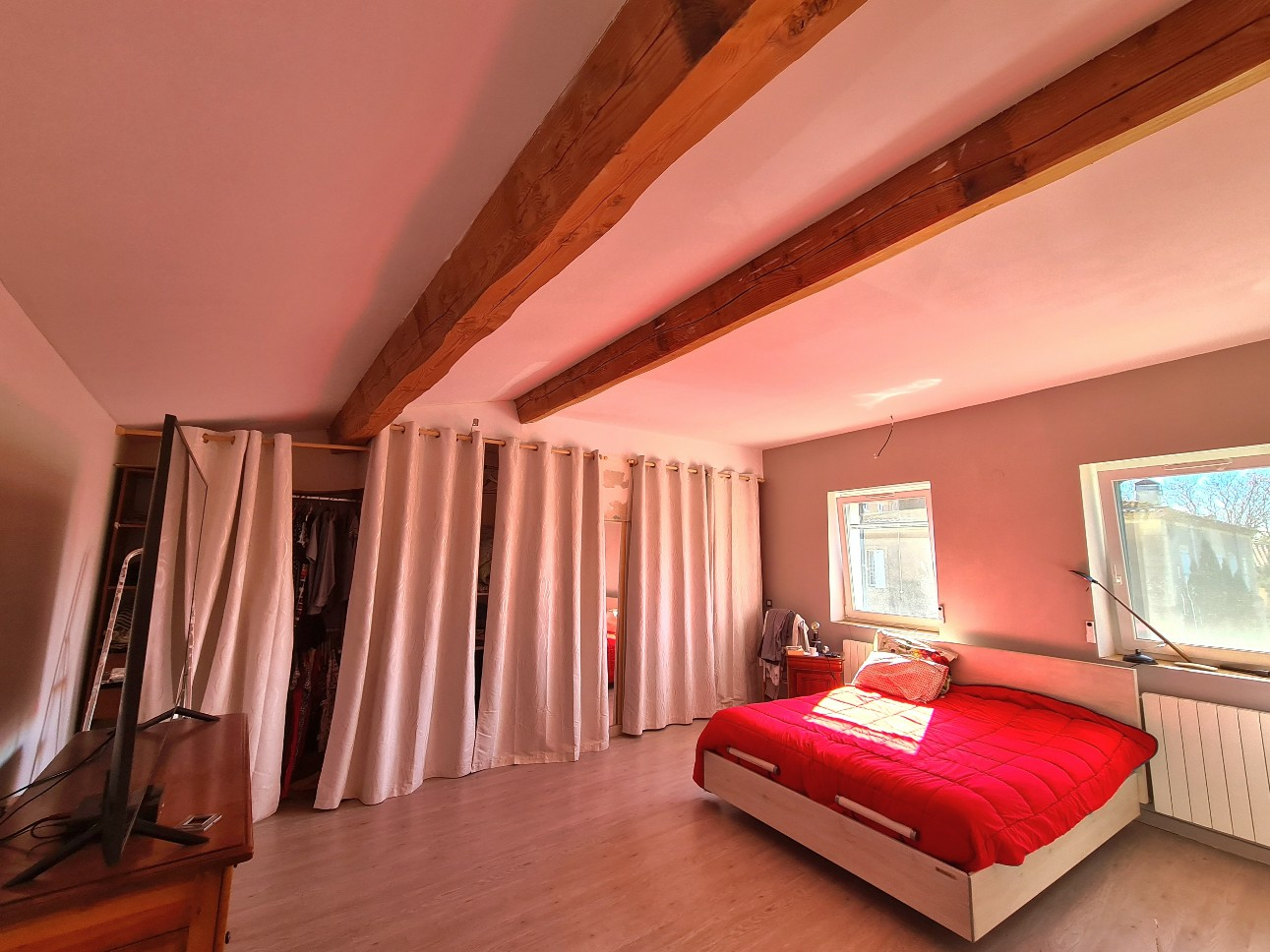 3-bedroom House In Roquebrun, France (100 M²)
