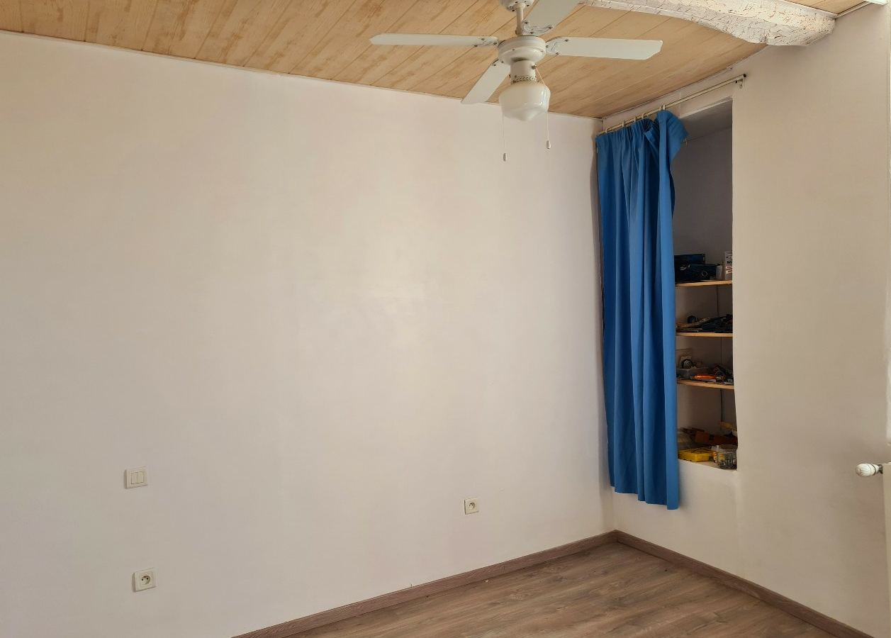 3-bedroom House In Roquebrun, France (100 M²)