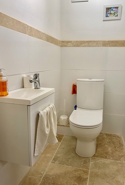 4-bedroom House In Cessenon Sur Orb, France (150 M²)