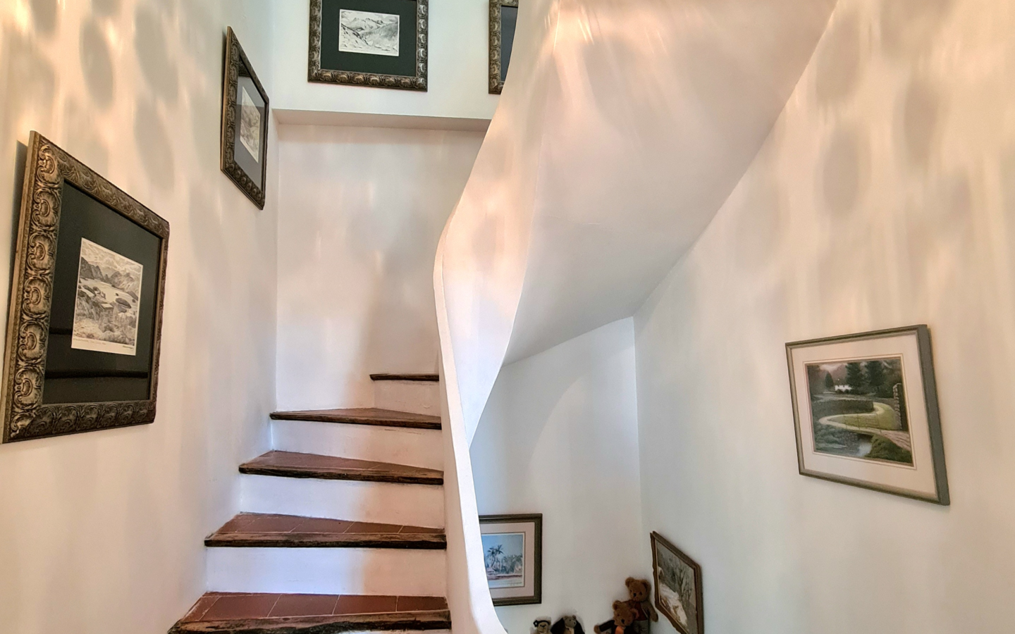 4-bedroom House In Cessenon Sur Orb, France (150 M²)