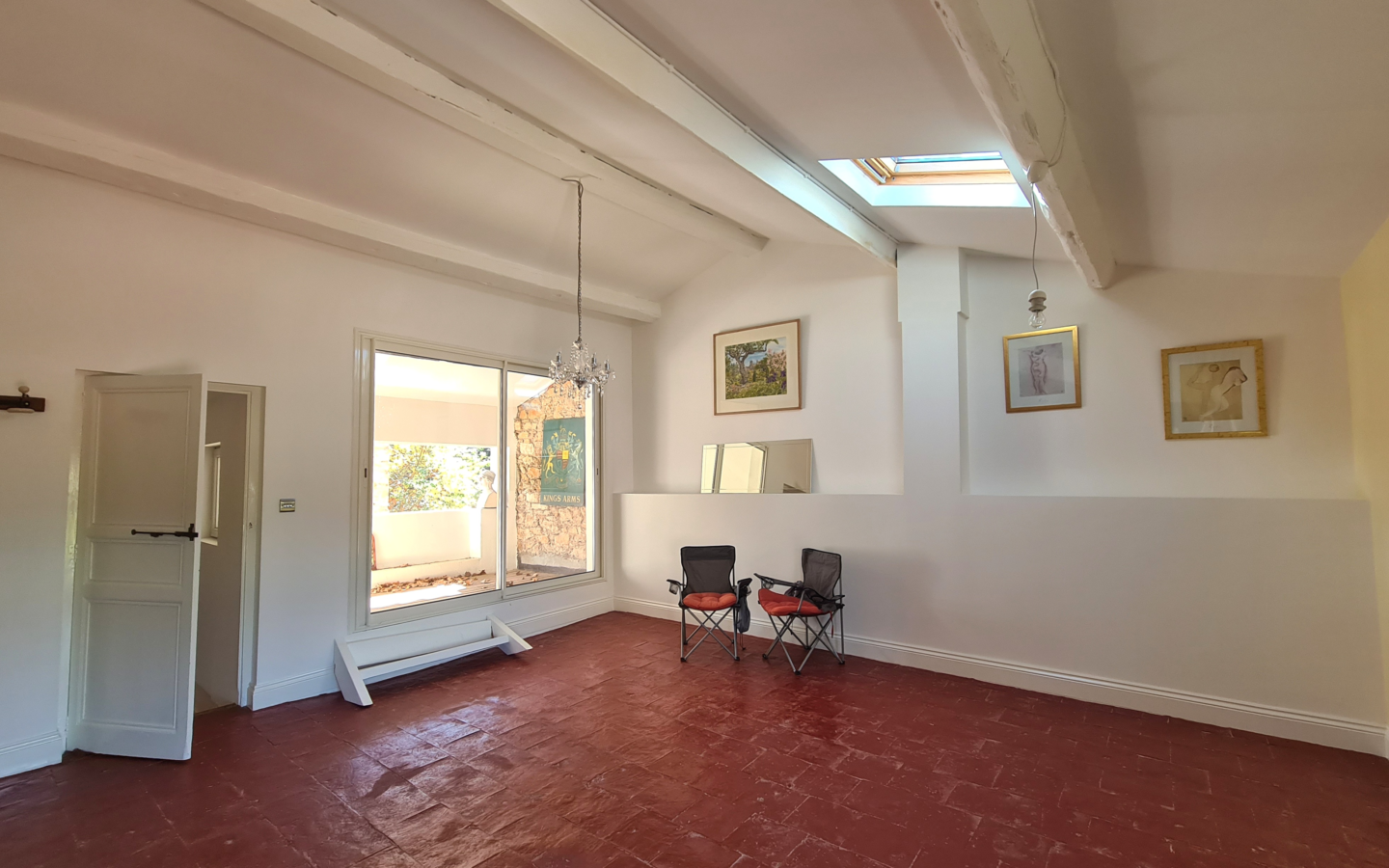 4-bedroom House In Cessenon Sur Orb, France (150 M²)