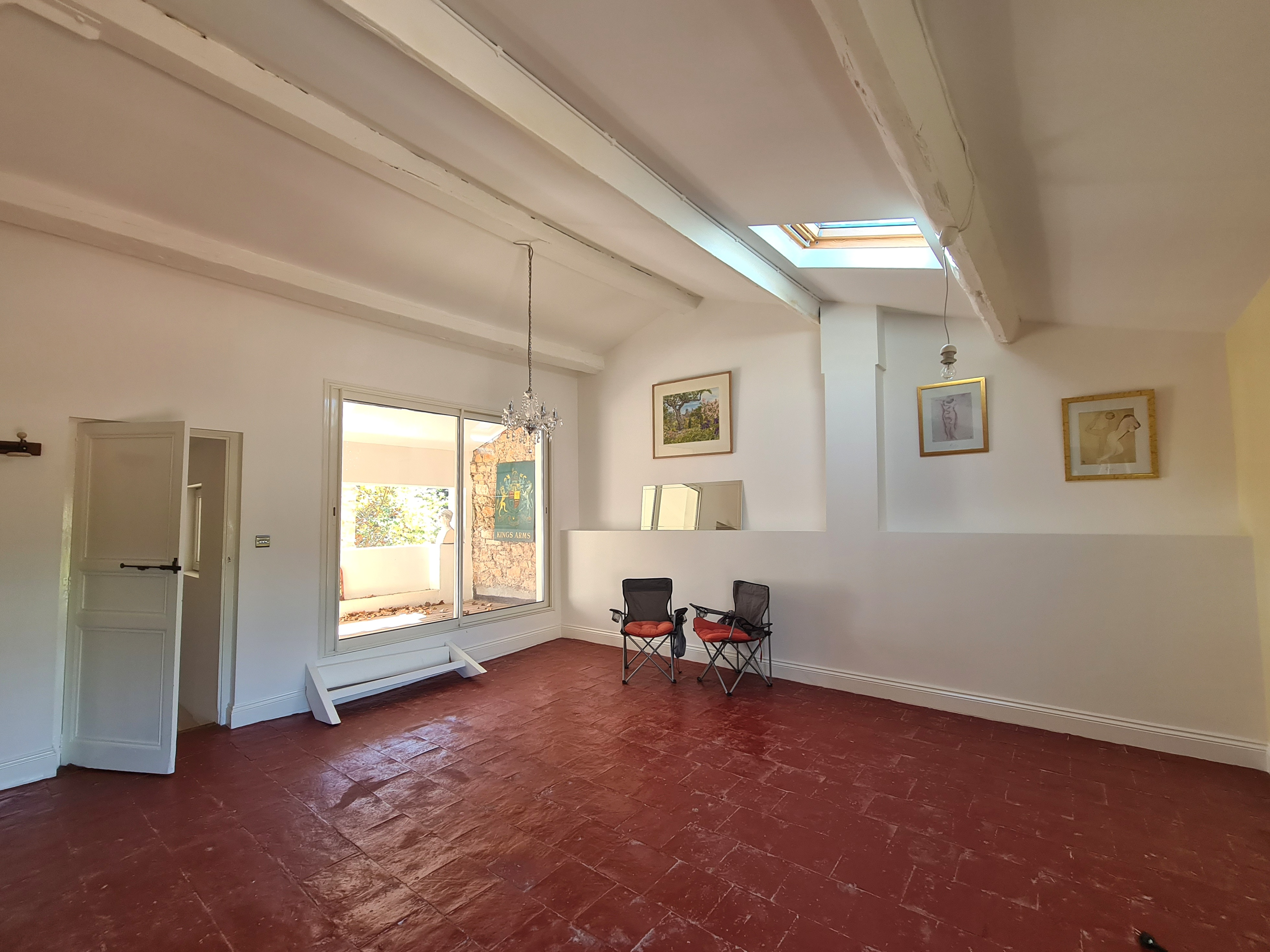 4-bedroom House In Cessenon Sur Orb, France (150 M²)