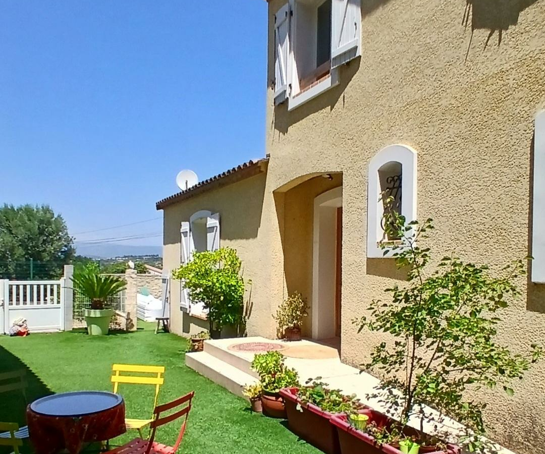 4-bedroom Detached House In Thezan Les Beziers, France (146 M²)
