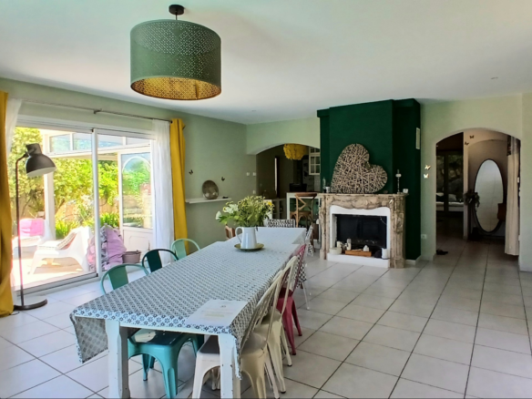4-bedroom Detached House In Thezan Les Beziers, France (146 M²)