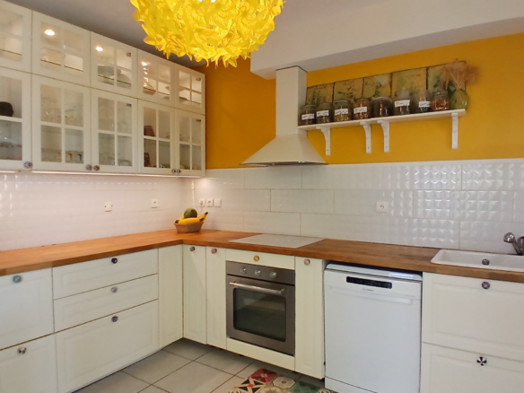 4-bedroom Detached House In Thezan Les Beziers, France (146 M²)