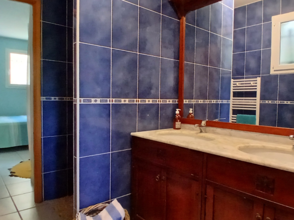 4-bedroom Detached House In Thezan Les Beziers, France (146 M²)