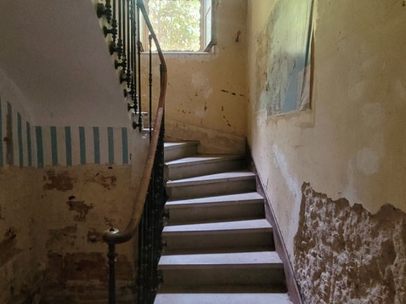 6-bedroom House In Narbonne, France (420 M²)