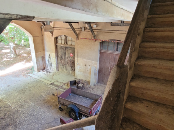 6-bedroom House In Narbonne, France (420 M²)