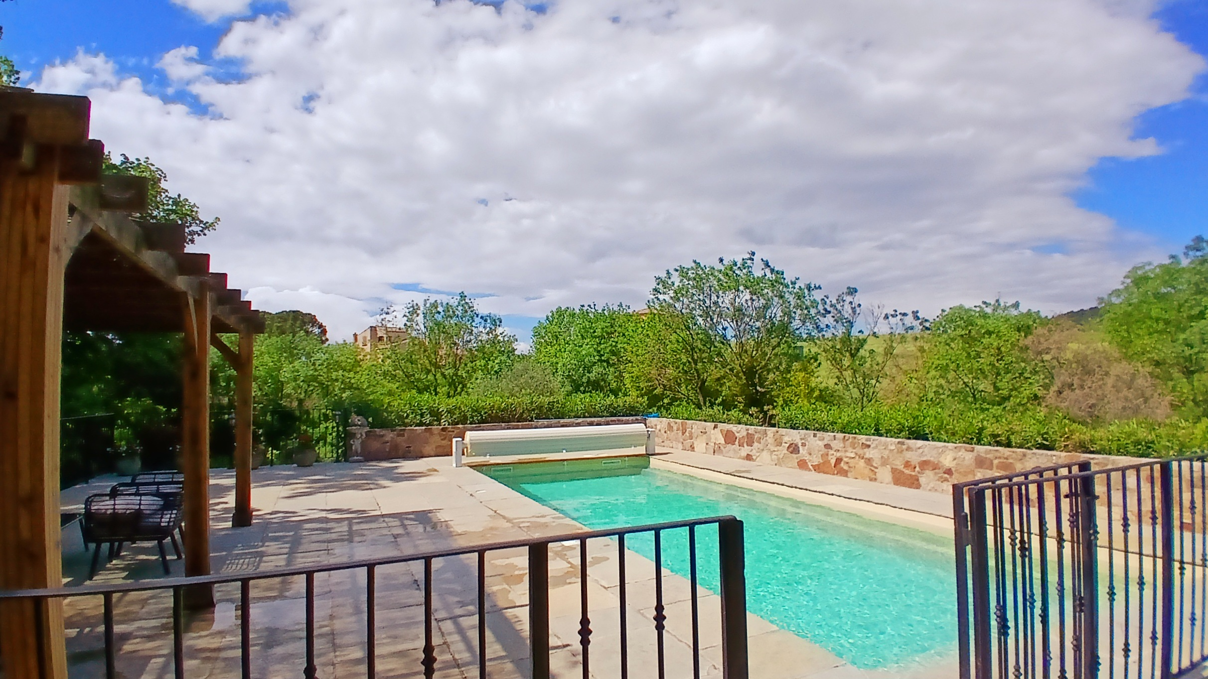 CRU865000EE-c14528 6-bedroom Detached House In Saint Chinian, France (217 M²)