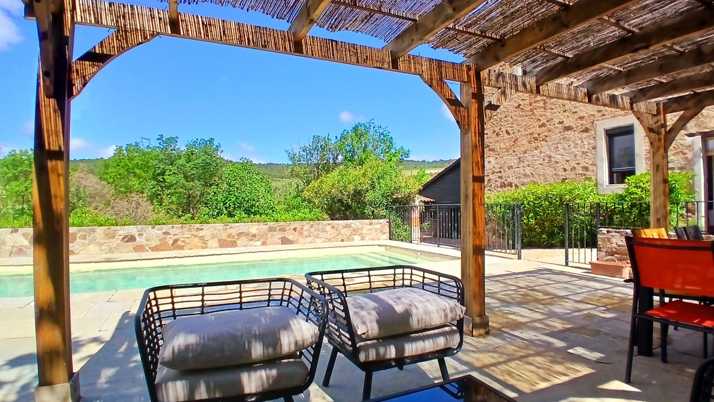 CRU865000EF-77e170 6-bedroom Detached House In Saint Chinian, France (217 M²)