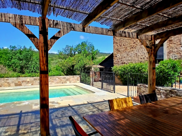 6-bedroom Detached House In Saint Chinian, France (217 M²)