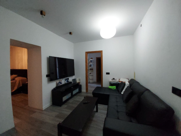 3-bedroom Village House In Lloseta, Spain (145 M²)
