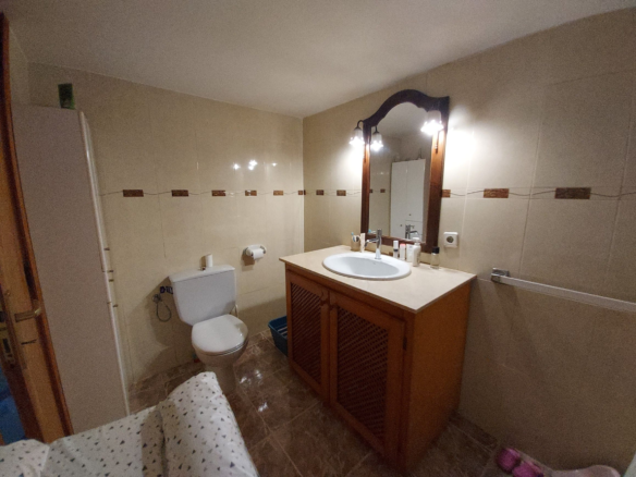 3-bedroom Village House In Lloseta, Spain (145 M²)