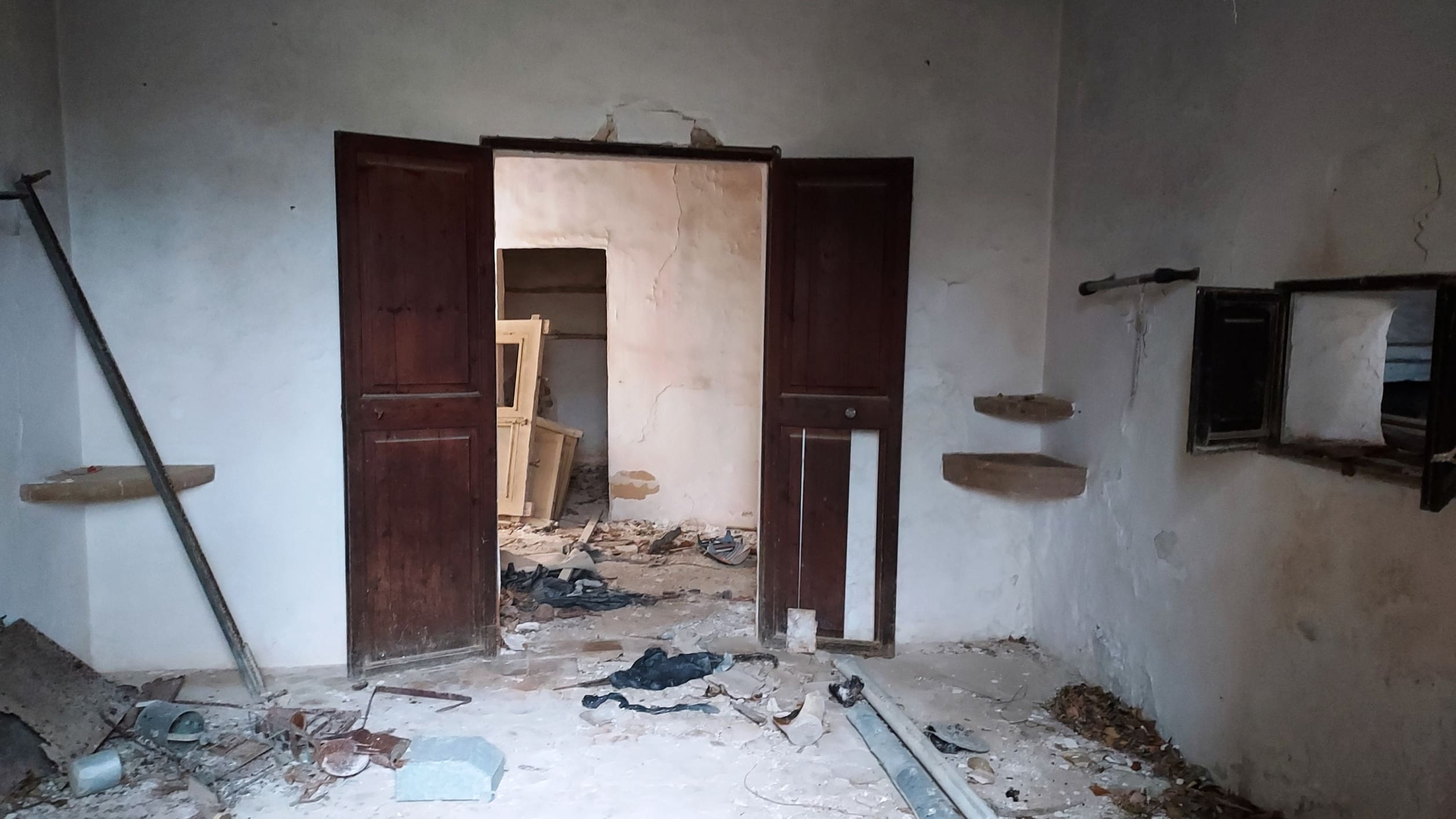Village House In Binissalem, Spain (784 M²)