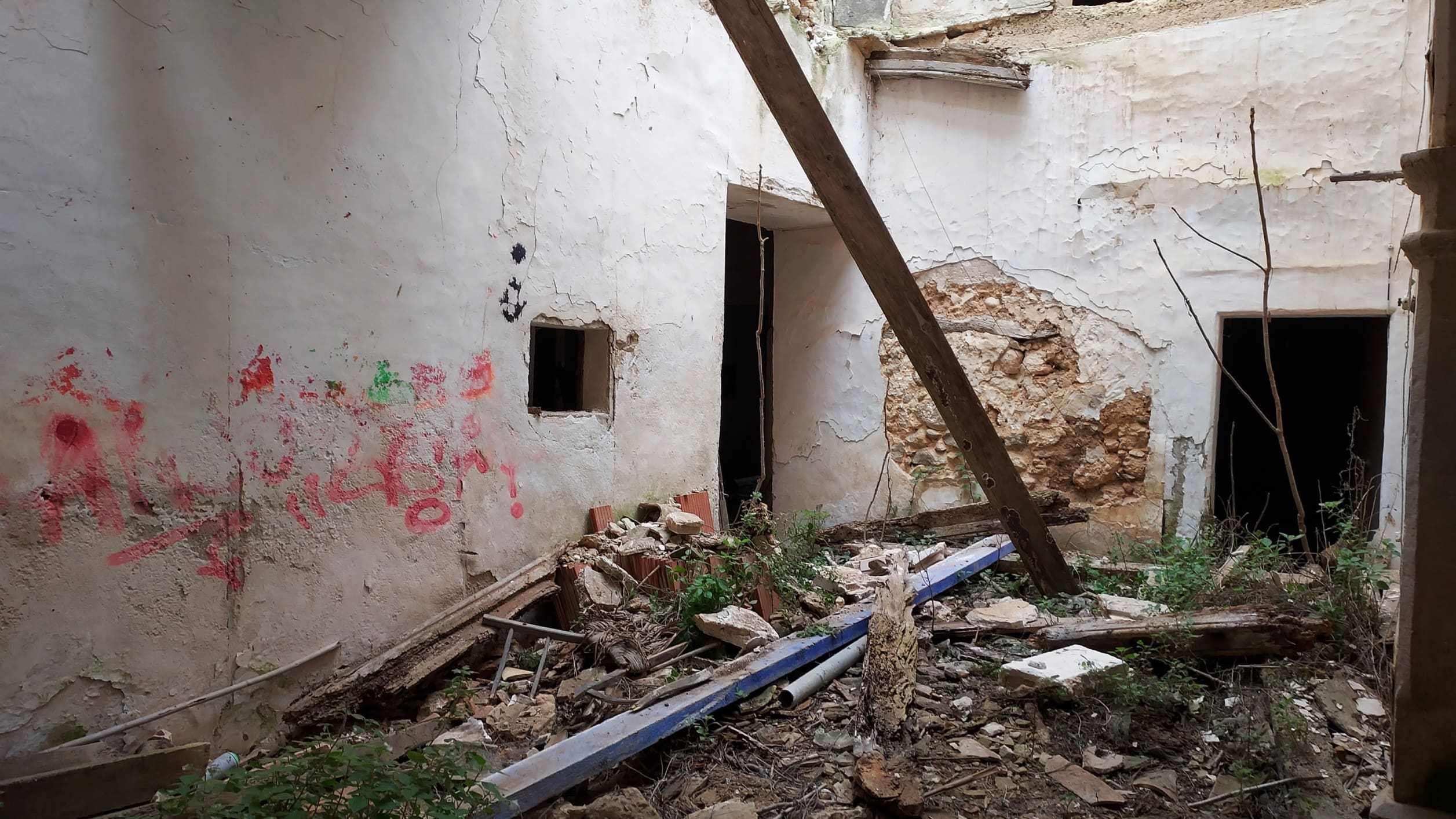 Village House In Binissalem, Spain (784 M²)