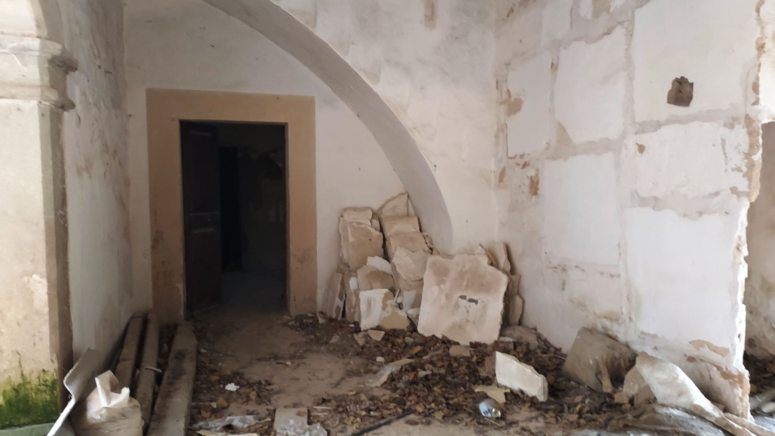 Village House In Binissalem, Spain (784 M²)