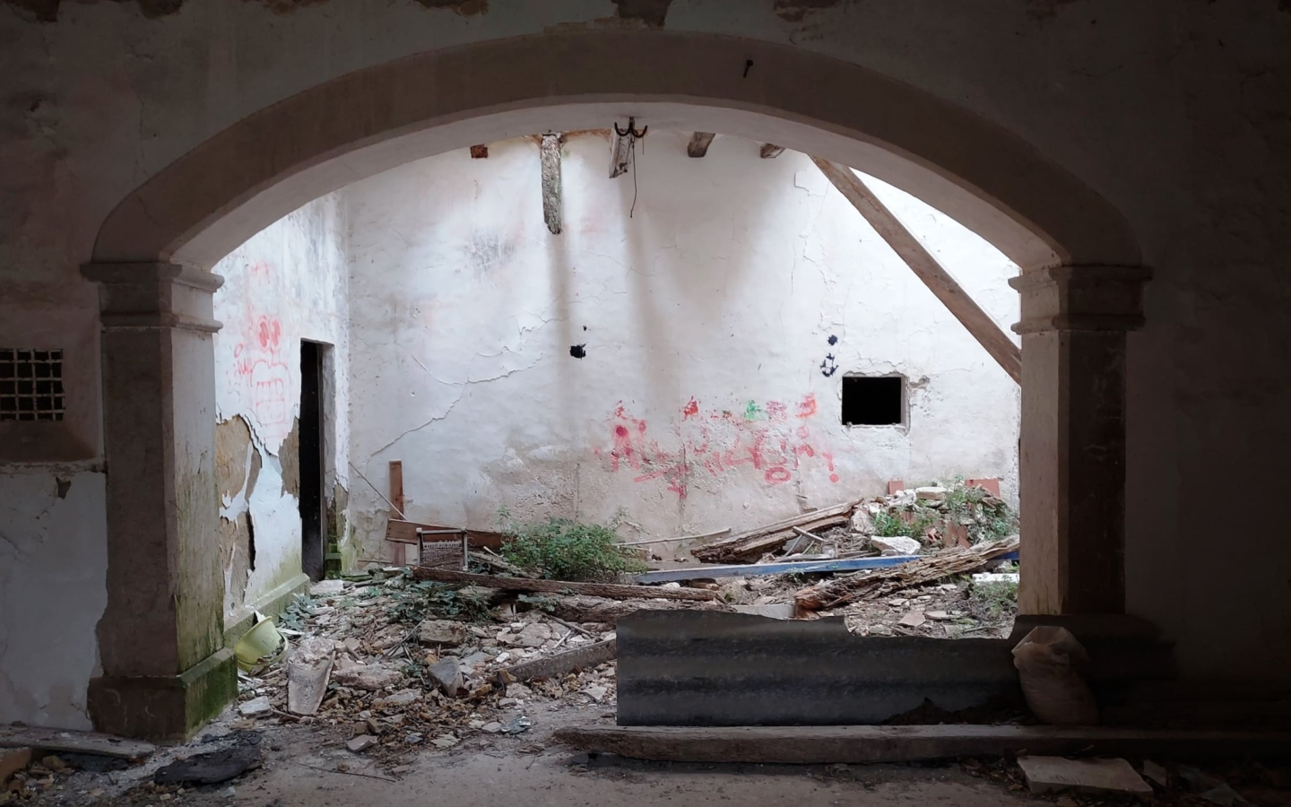 Village House In Binissalem, Spain (784 M²)