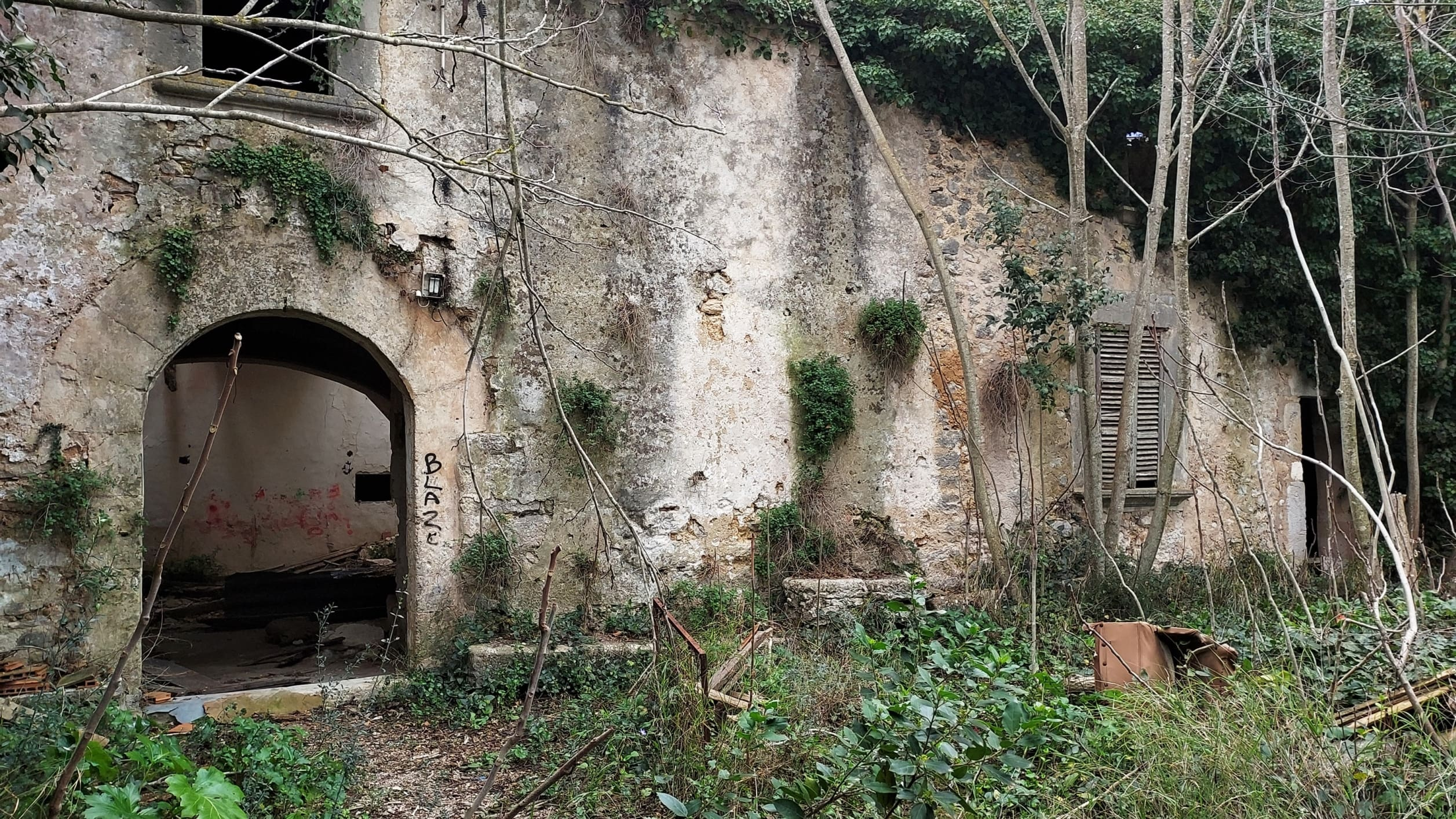 Village House In Binissalem, Spain (784 M²)