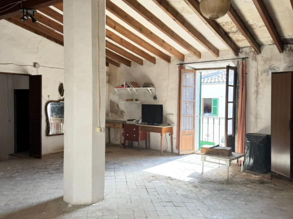 4-bedroom Village House In Costitx, Spain (233 M²)