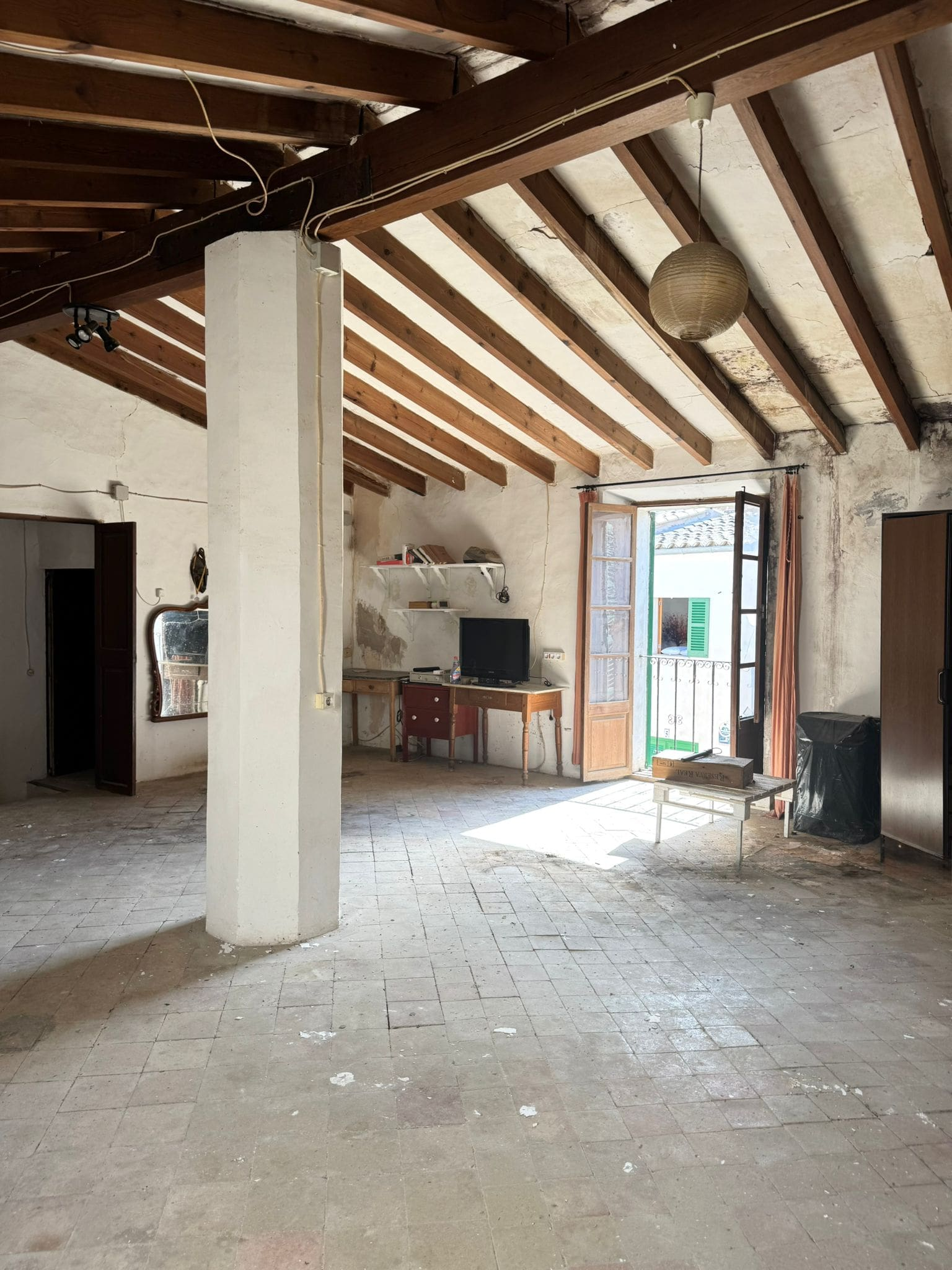 4-bedroom Village House In Costitx, Spain (233 M²)