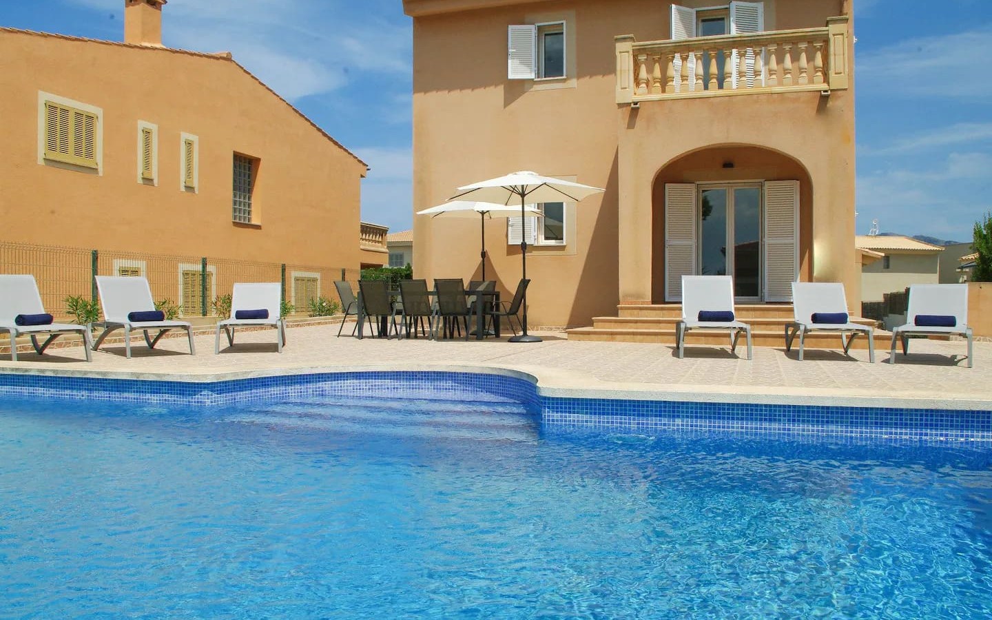 4-bedroom Villa In Artá, Spain (247 M²)