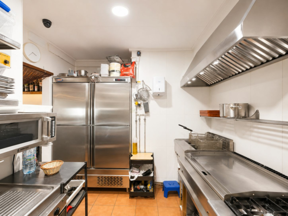 Commercial Premises In Jávea, Spain (105 M²)