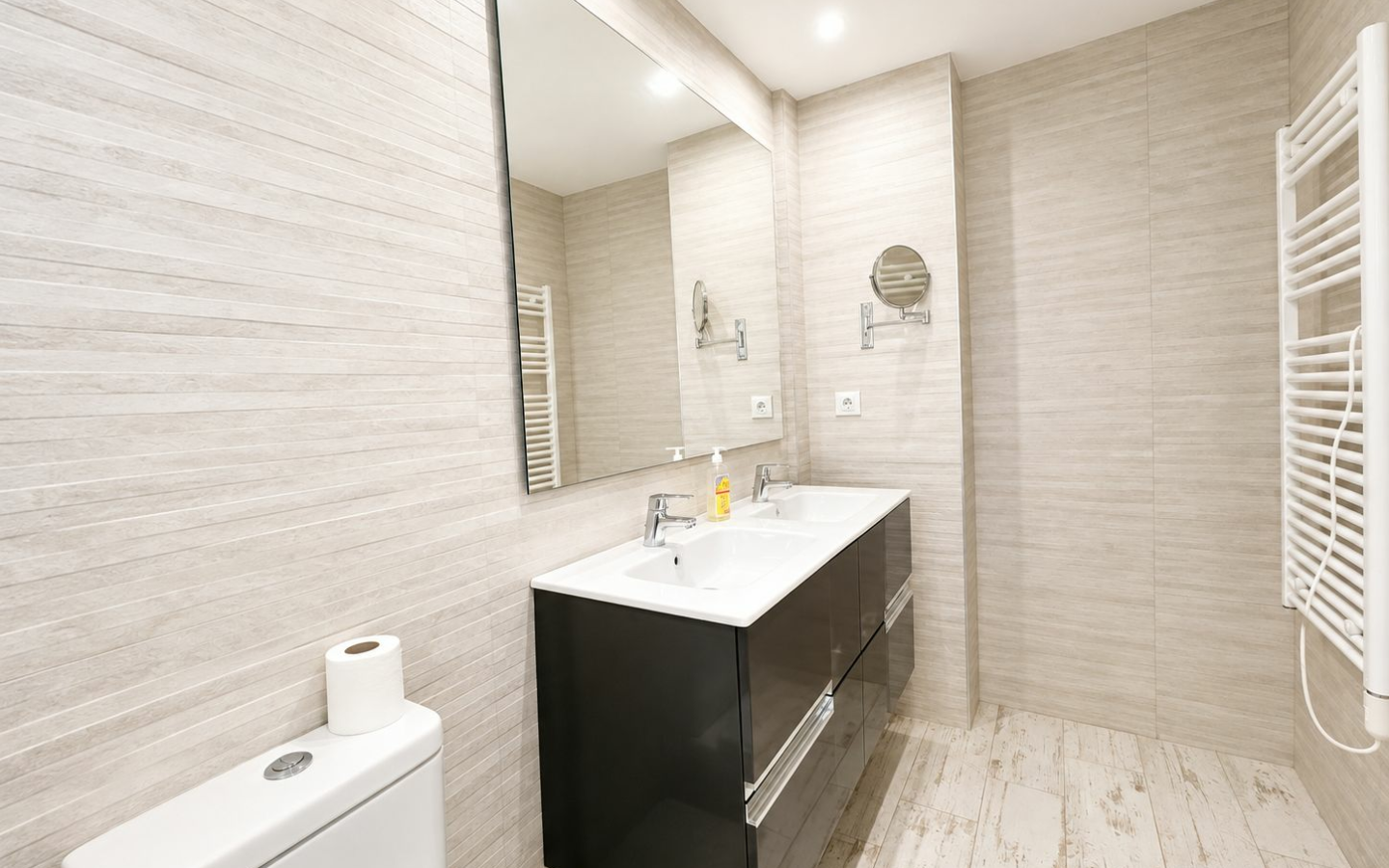 3-bedroom Apartment In Spain (132 M²)