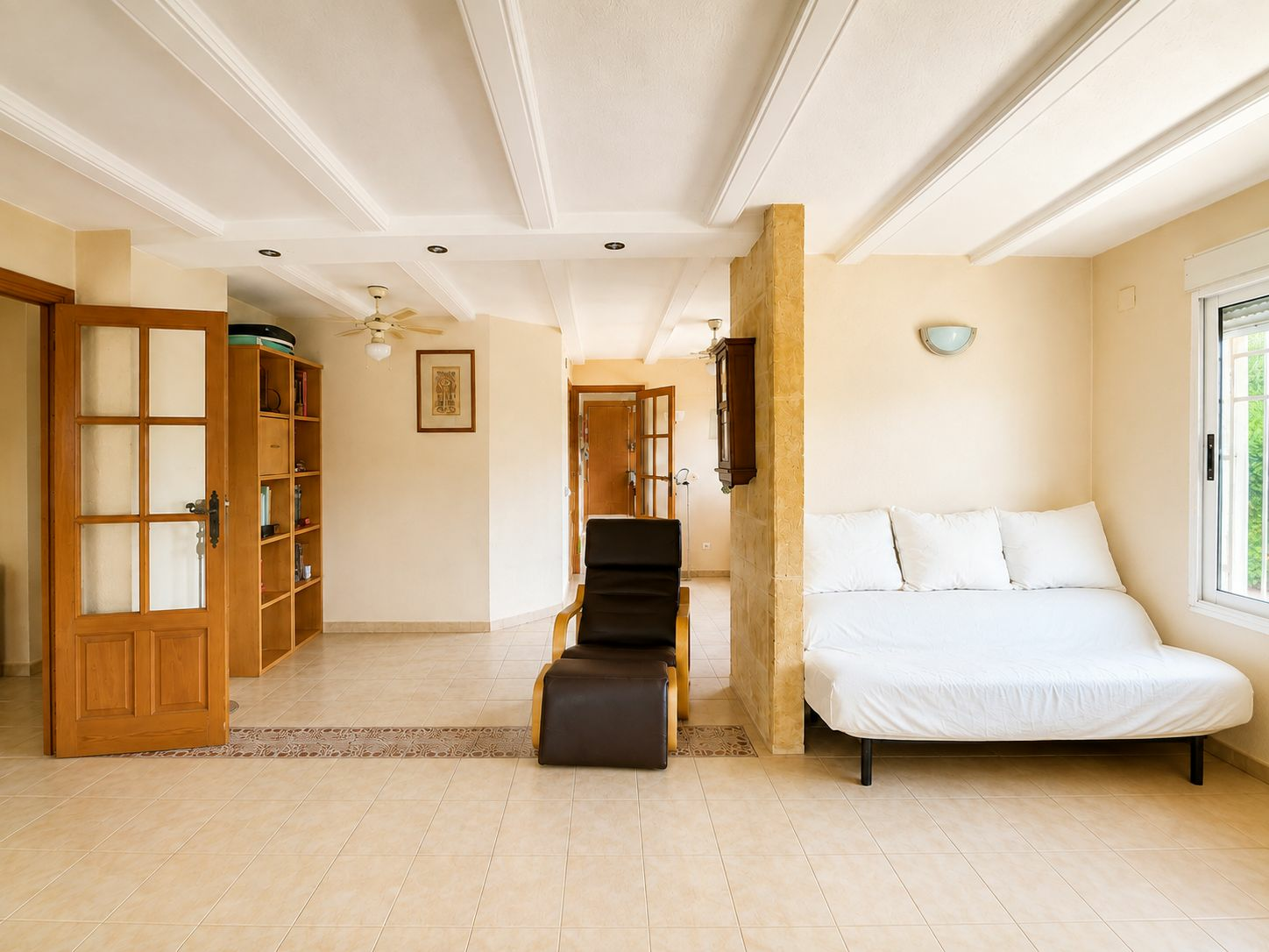 ChatGPTImage25ago202612_18_40-4b0ce8 4-bedroom Villa In Spain (260 M²)