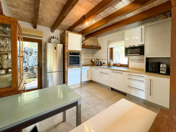 4-bedroom Finca In Bunyola, Spain (179 M²)