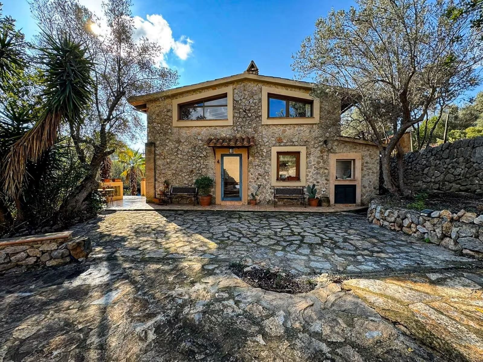 4-bedroom Finca In Bunyola, Spain (179 M²)