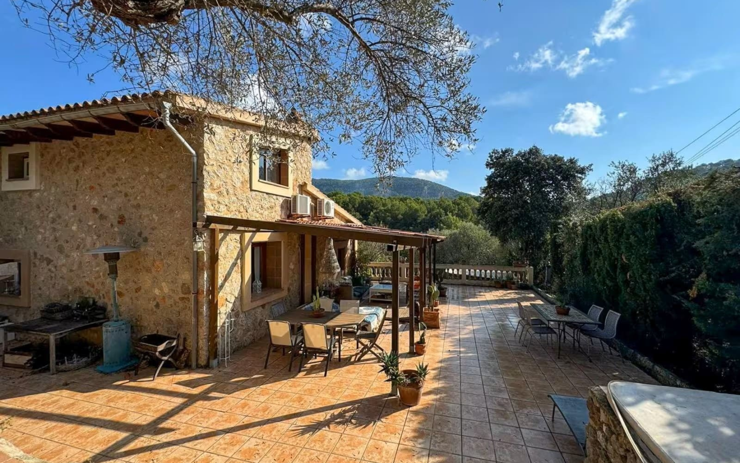 4-bedroom Finca In Bunyola, Spain (179 M²)