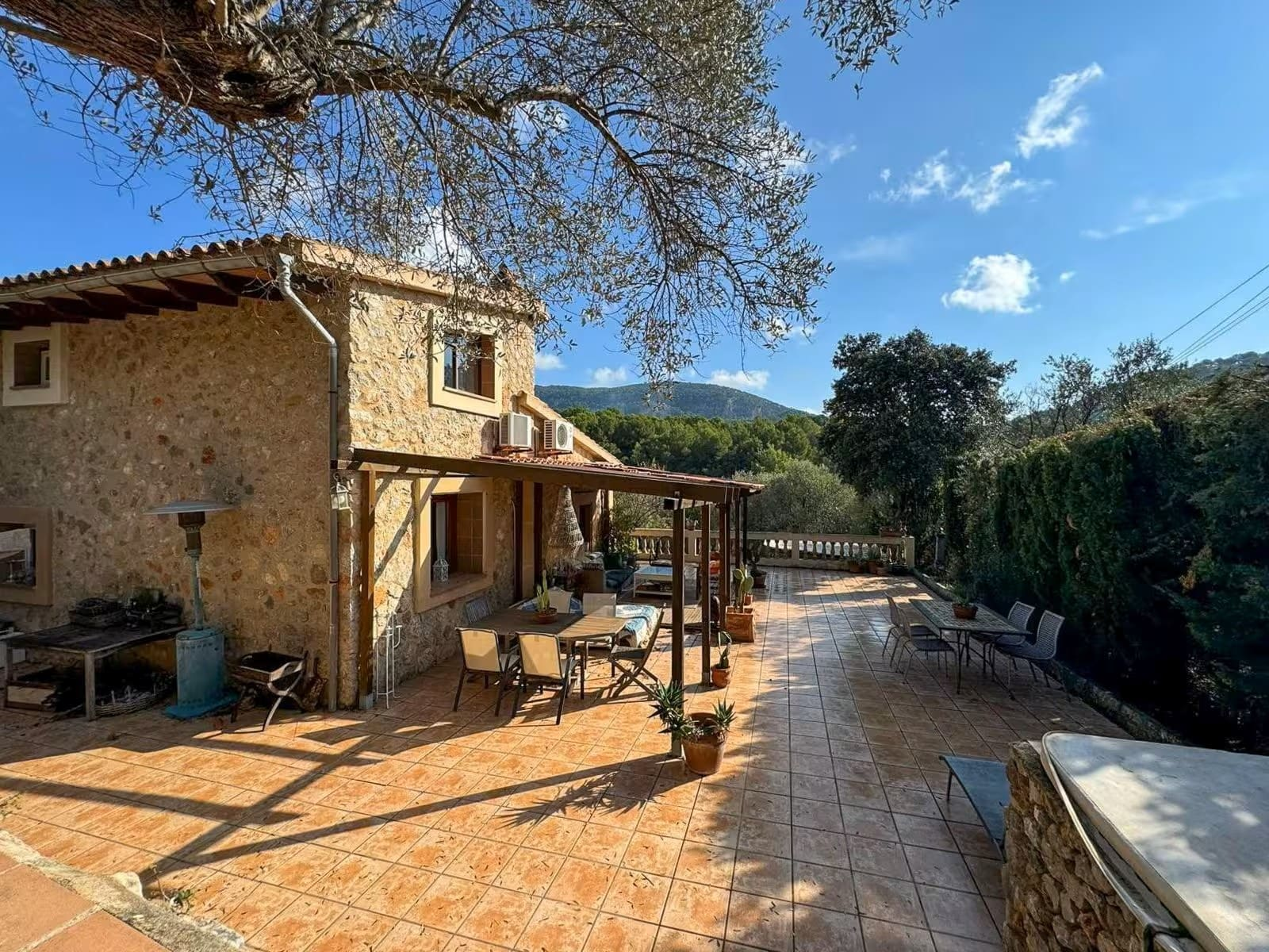4-bedroom Finca In Bunyola, Spain (179 M²)