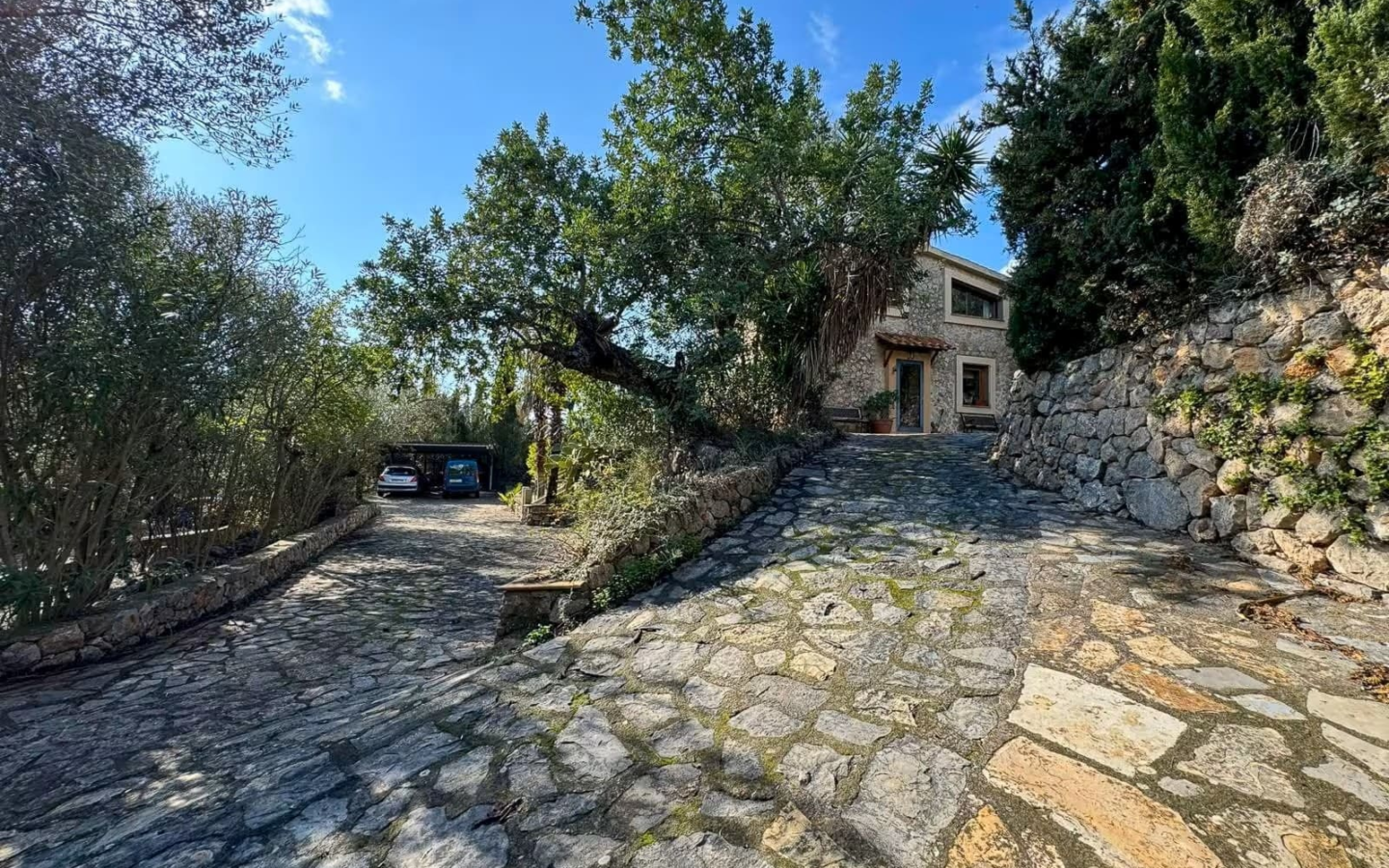 4-bedroom Finca In Bunyola, Spain (179 M²)
