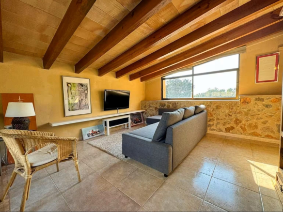 4-bedroom Finca In Bunyola, Spain (179 M²)