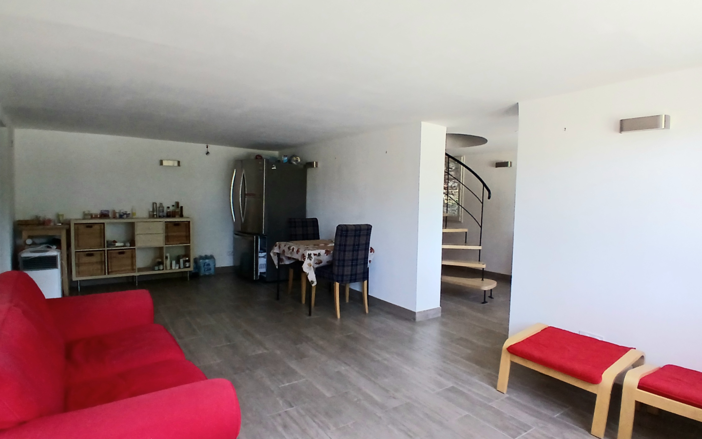 4-bedroom House In Roquebrun, France (137 M²)