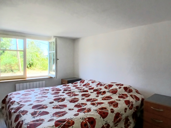 4-bedroom House In Roquebrun, France (137 M²)