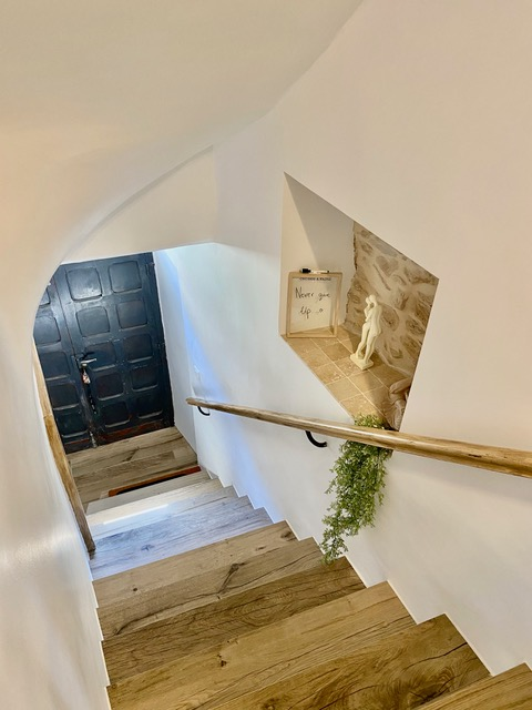 4-bedroom House In Faugeres, France (165 M²)