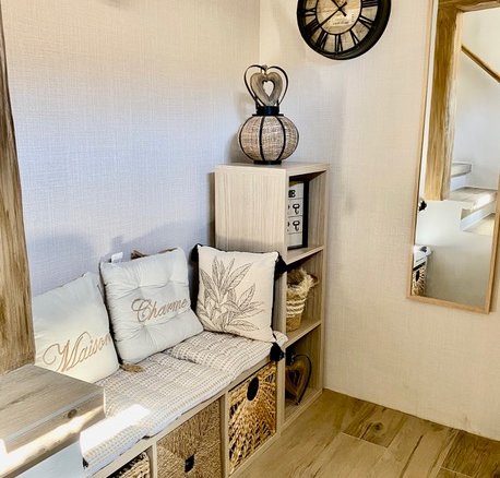 4-bedroom House In Faugeres, France (165 M²)