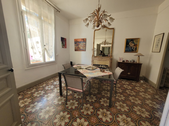 6-bedroom House In Saint Pierre La Mer, France (300 M²)