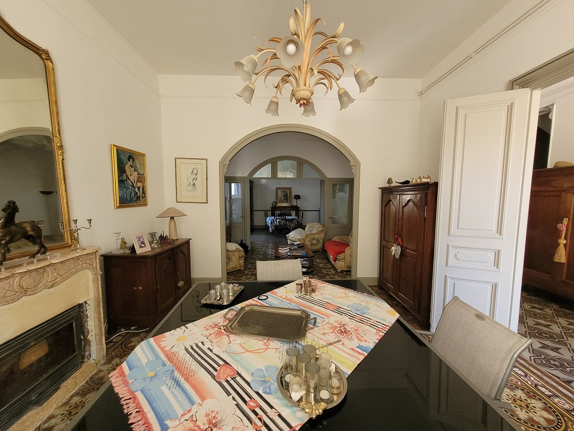 6-bedroom House In Saint Pierre La Mer, France (300 M²)