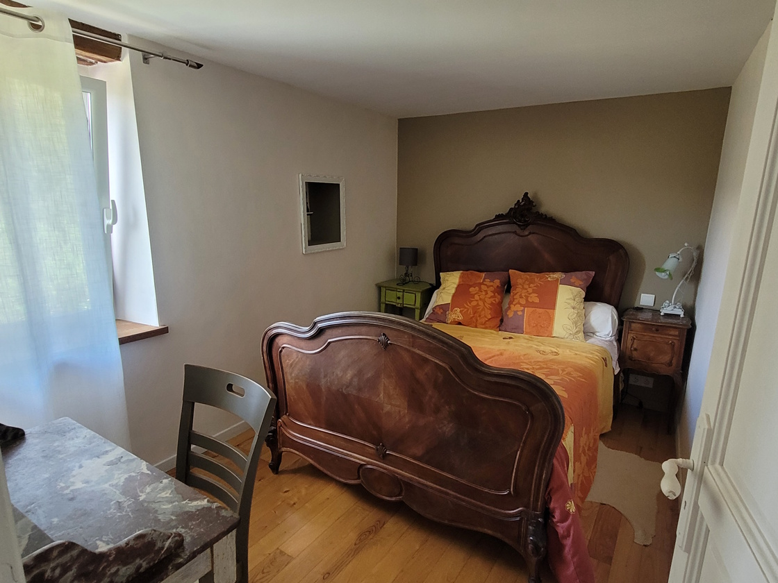 5-bedroom House In Olargues, France (168 M²)