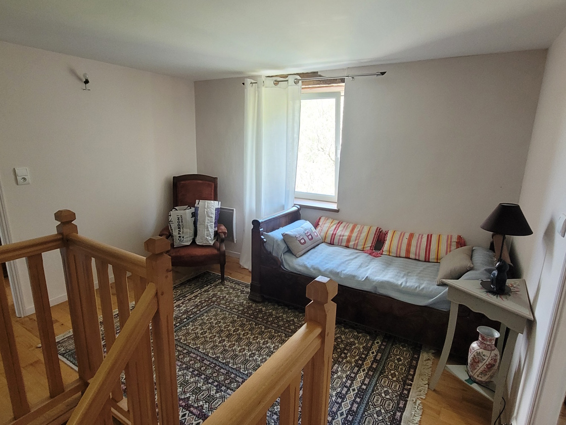 5-bedroom House In Olargues, France (168 M²)