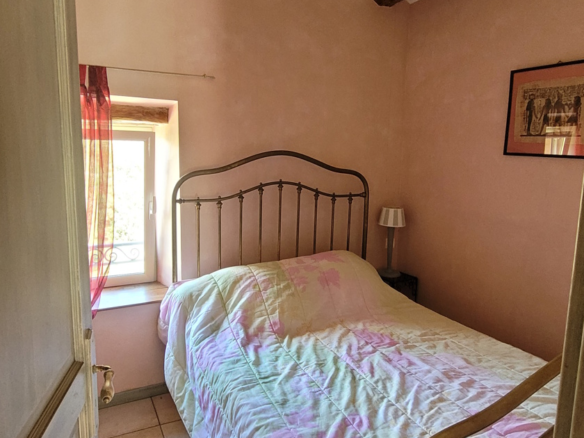 5-bedroom House In Olargues, France (168 M²)